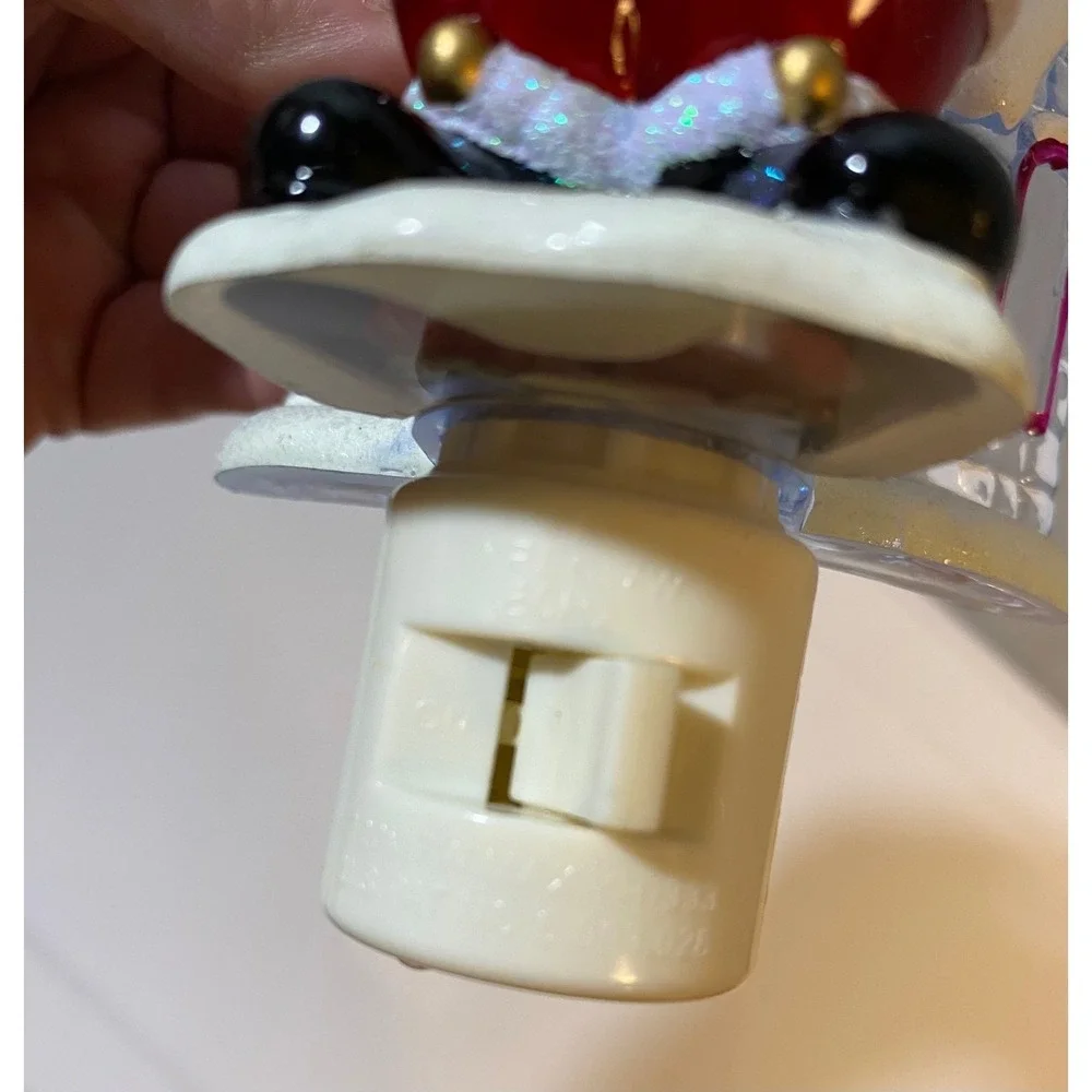 Santa‎ Claus Christmas Night Light Plug In Holiday Decor Glitter Snow Cottage